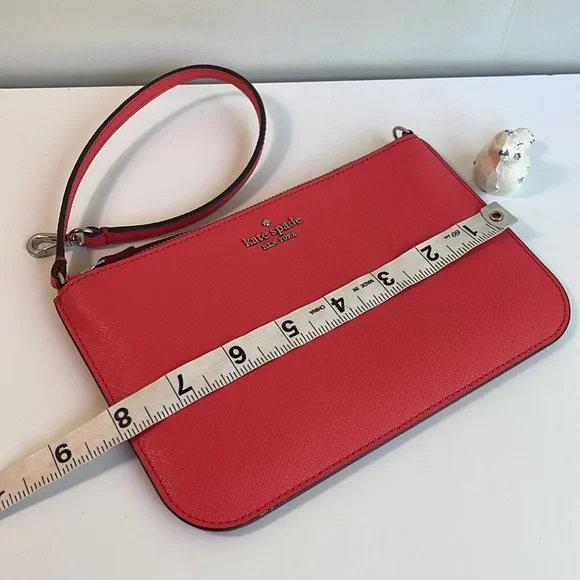 Kate Spade ♠️ Wristlet Handbag - Picture 9 of 10